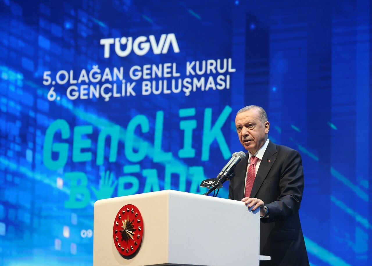 Cumhurbaşkanı Erdoğan: Teröre, sapkın akımlara kaptıracak tek bir evladımız yok